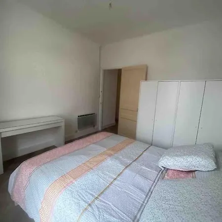 Apartment Apparemment F3 Centre-ville Saint-Raphaël